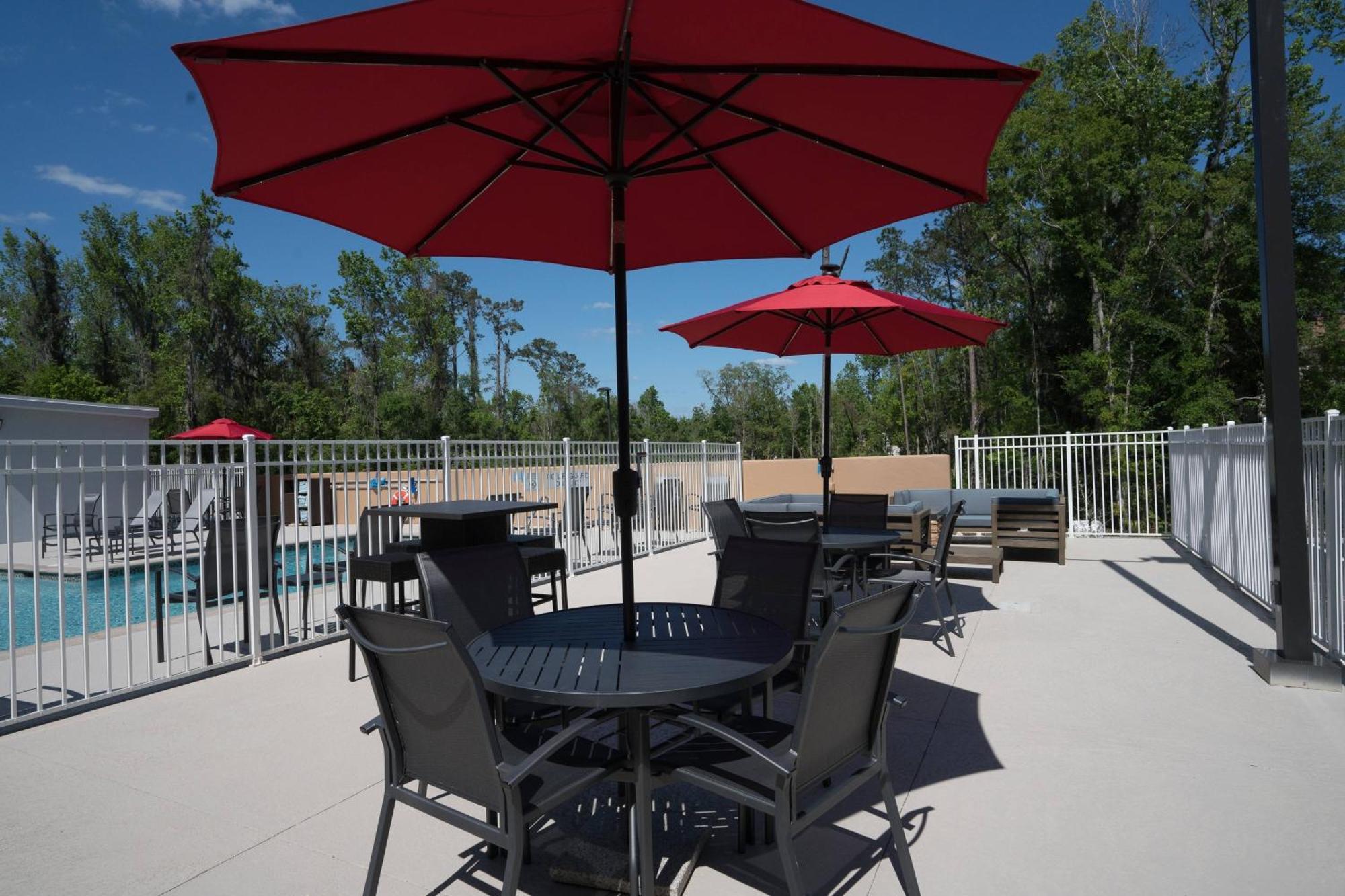 Fairfield Inn & Suites By Marriott Gainesville I-75 Bagian luar foto