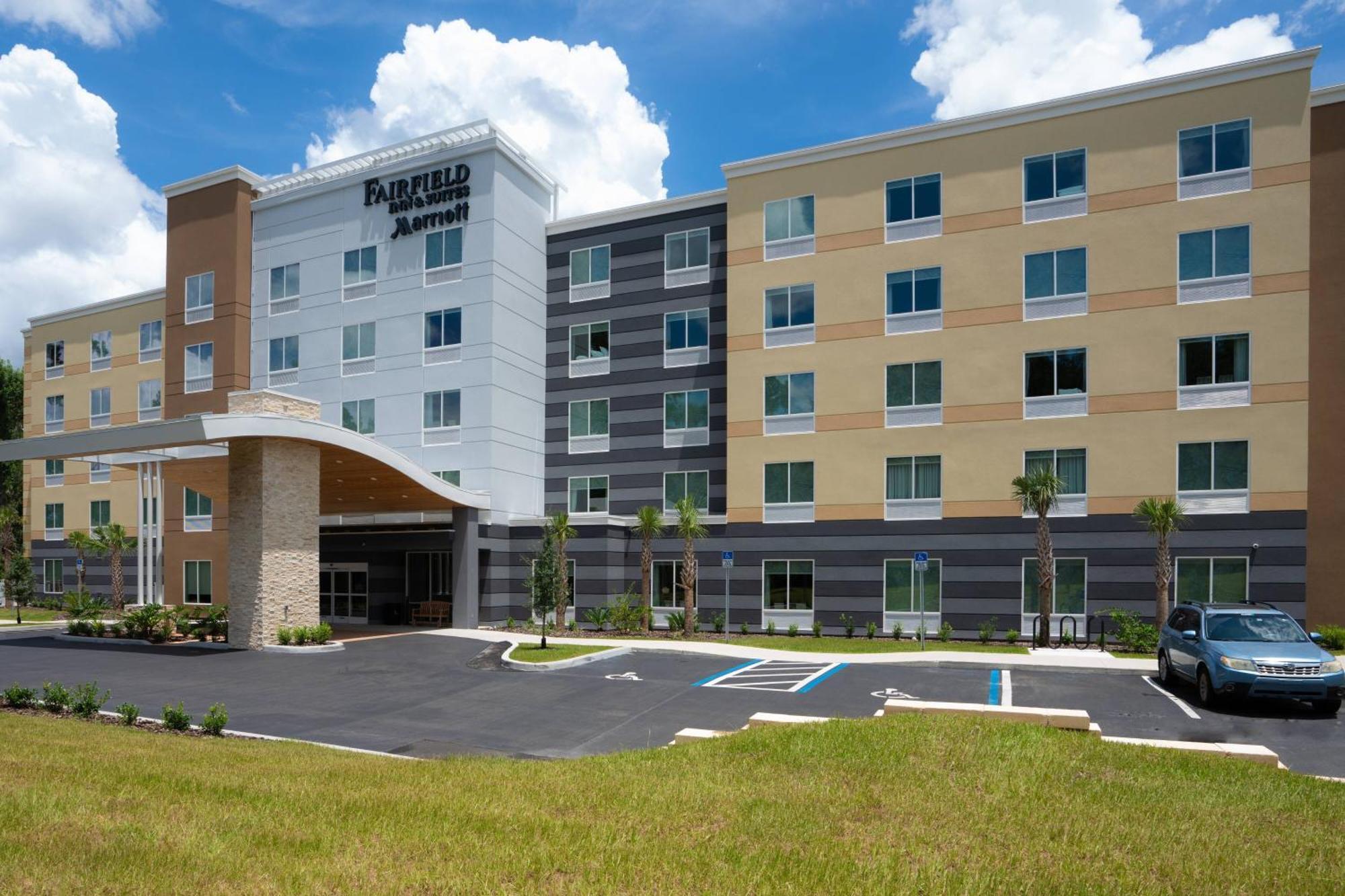 Fairfield Inn & Suites By Marriott Gainesville I-75 Bagian luar foto