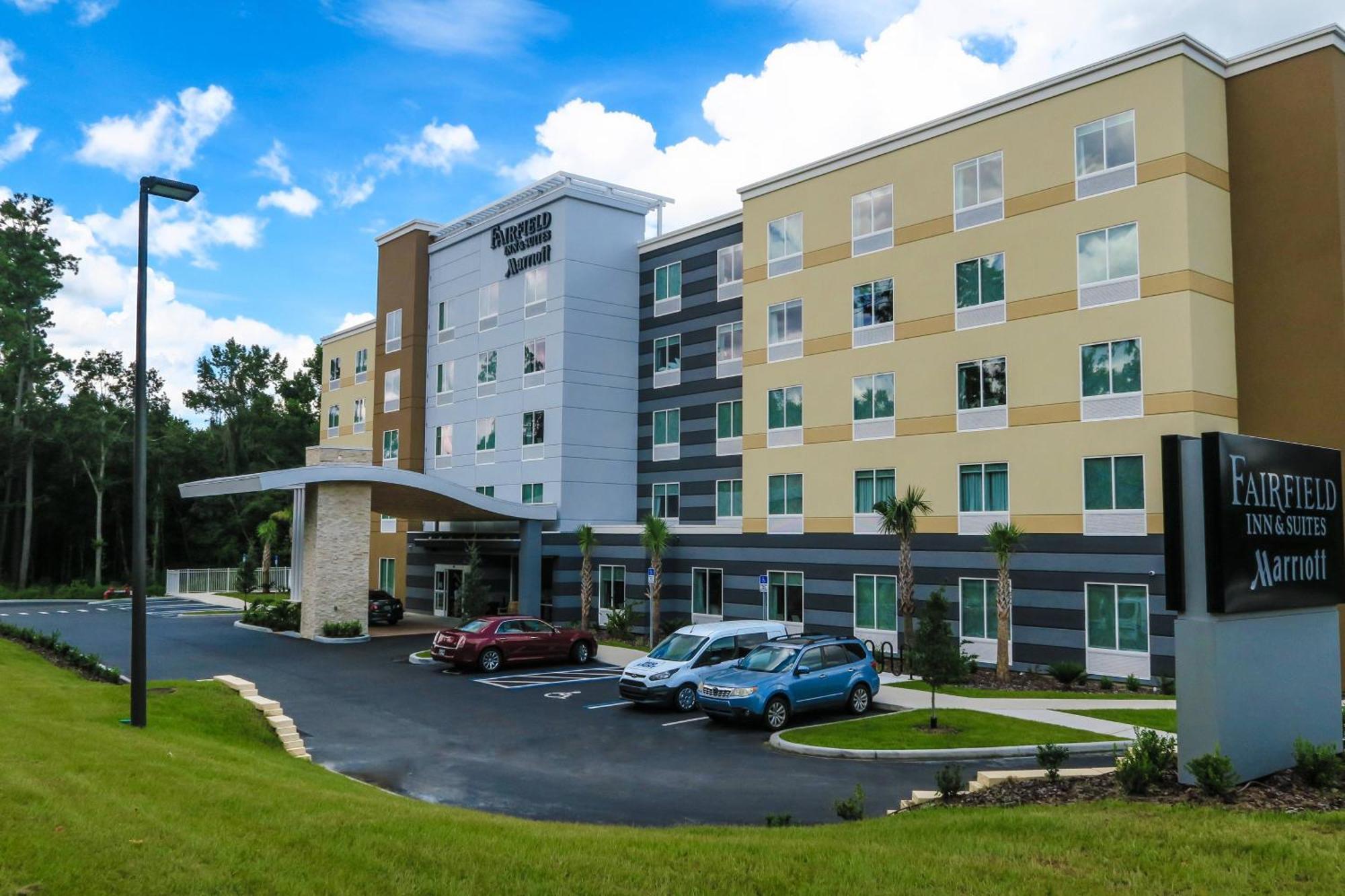 Fairfield Inn & Suites By Marriott Gainesville I-75 Bagian luar foto
